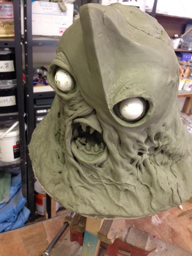 Illustration for article titled When Resident Evil Cosplay Gets Realistic and Disgusting